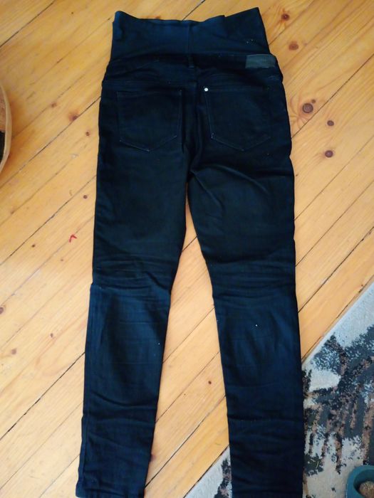 Дрехи за бременни - дънки, суичери, рокли, сутиени