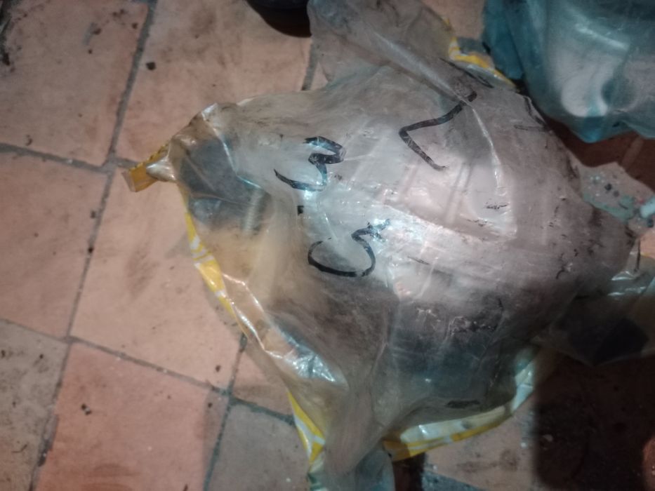 Продам запчасти на ауди б4