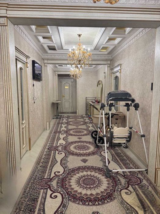 Чиланзар Ц-38 | Банковский дом | 3-комнатная 154 м²