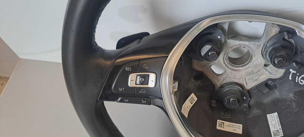 Волан за VW Tiguan 2017г