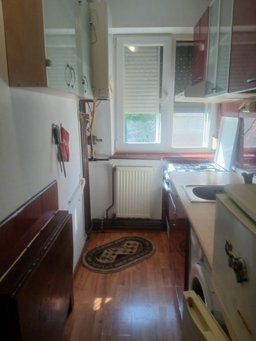 Proprietar ,Inchiriez apartament 2 camere , 350 euro