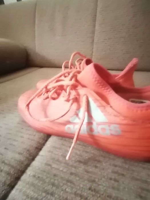 Vând pereche adidași mercurials techfit roșii