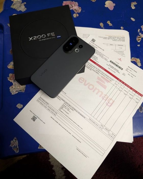 Vând sau Schimb Vivo X200 FE 5G. Global