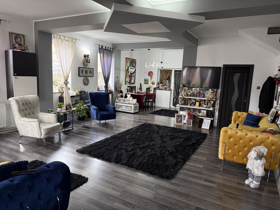 Proprietar , casa Gheraiesti ,panouri FV