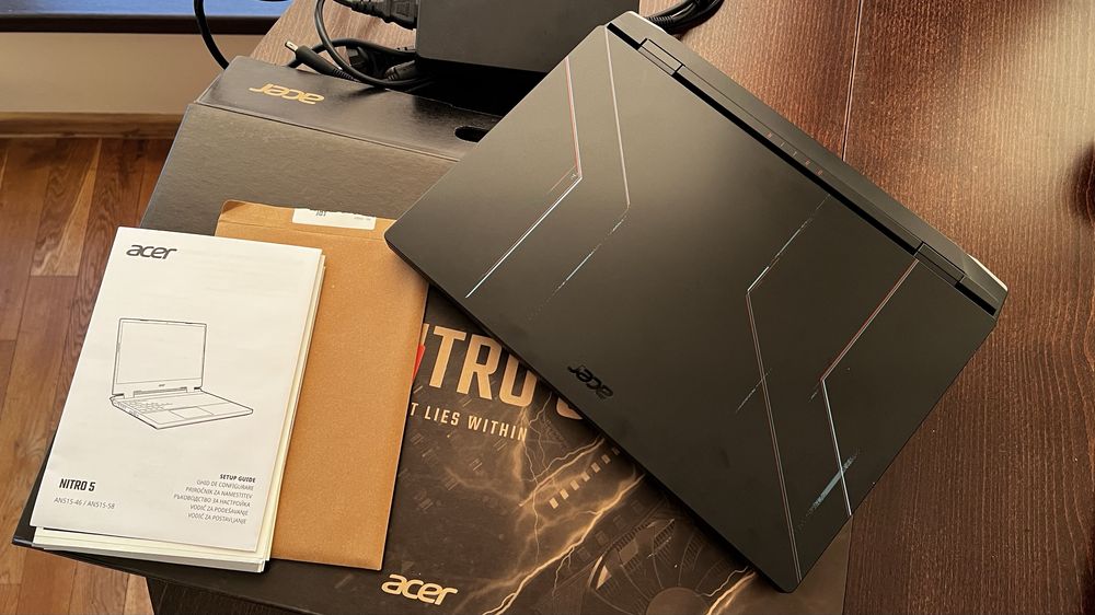 Геймърски лаптоп Acer Nitro 5 RTX 4060, 144hz, 16gb ram, i5-12450h