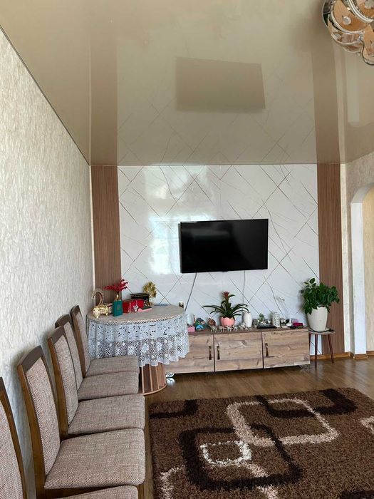 Продам 3 ком картиру 75 кв м!