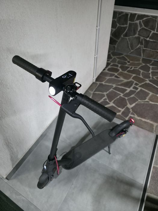 Trotineta electrica Xiaomi Mi Electric Scooter Pro 2