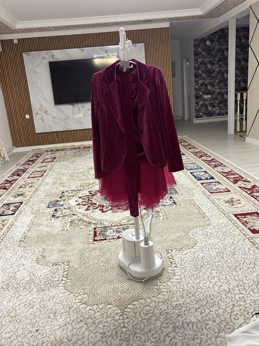 Платье для женщин