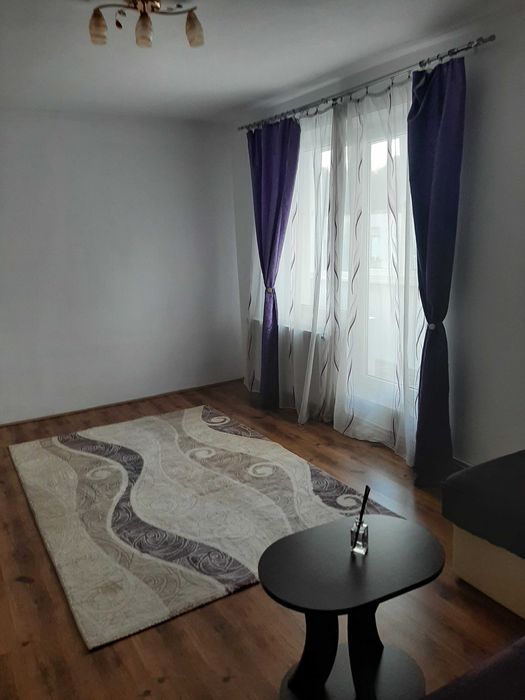 Inchiriez apartament 2 camere