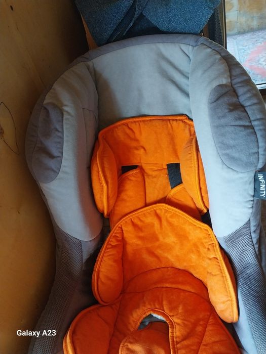 Продам автомобильное кресло