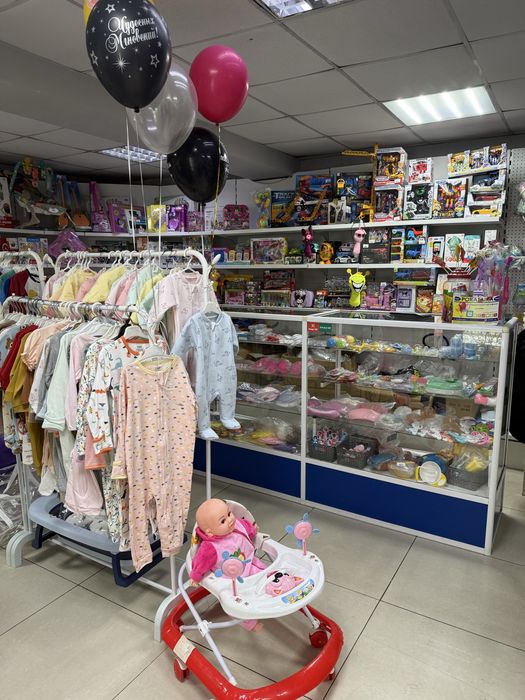 Продаем действующий детский магазин