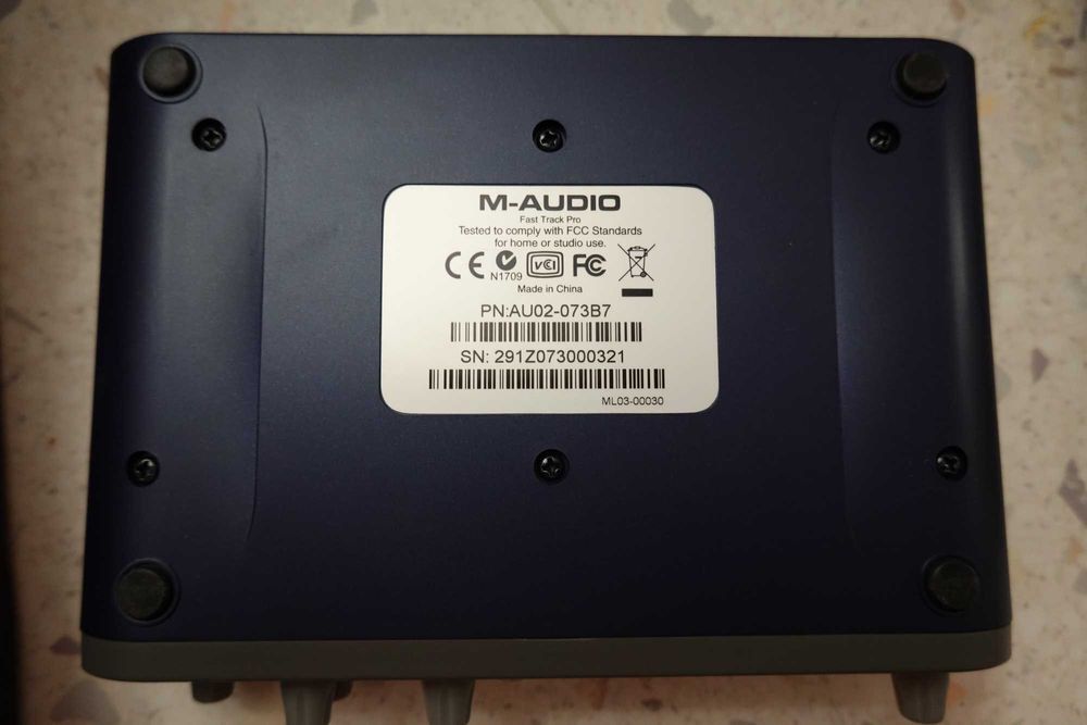 M-Audio Fast Track Pro + Avid Pro Tools 9