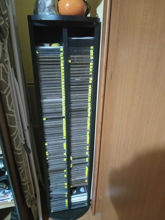 Suport pentru Cd-uri