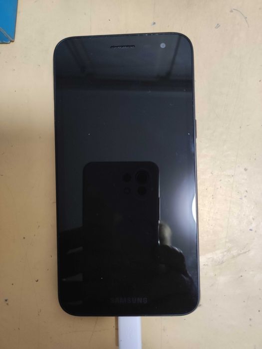 Телефон Samsung Galaxy J2 Core