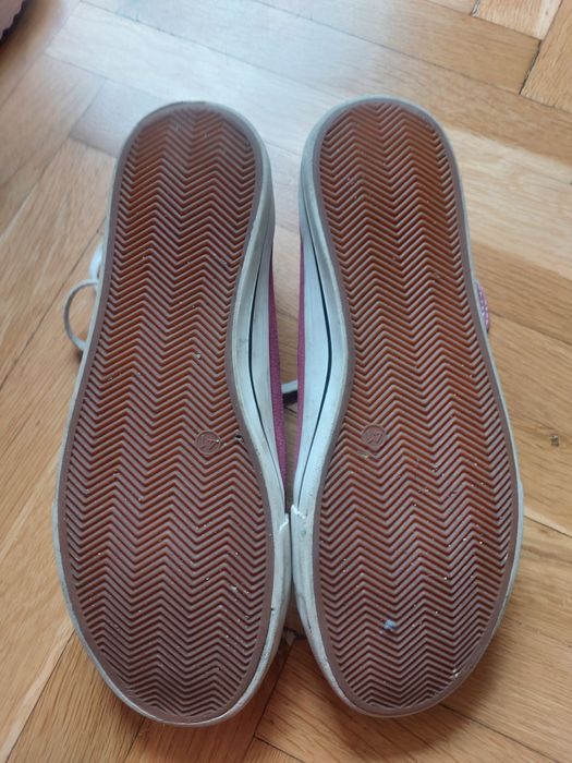 НОВИ летни маратонки + подарък Кецове