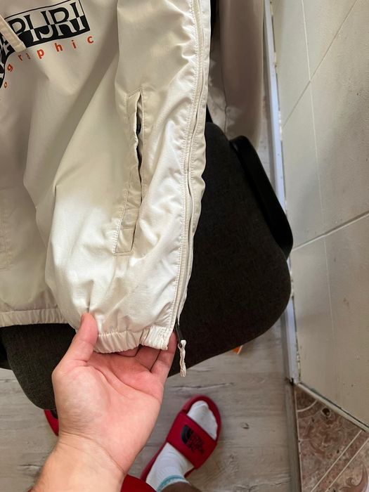 Vând geaca napapijri originala size M 9,7/10