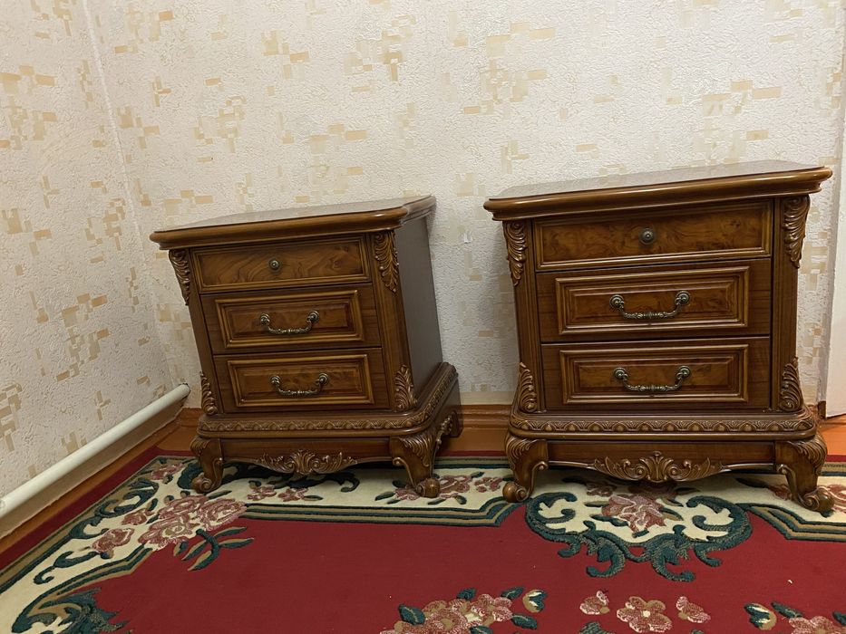 Спальный гарнитур