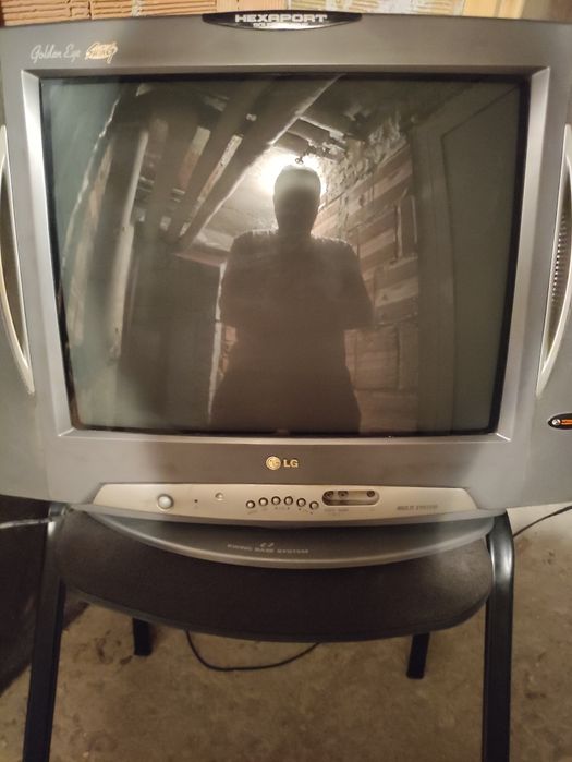 Продава се телевизор LG