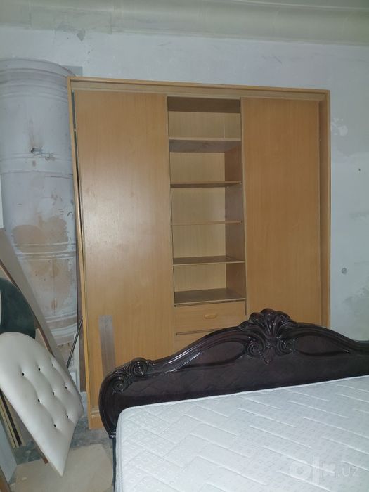 Продам шкаф для спальни