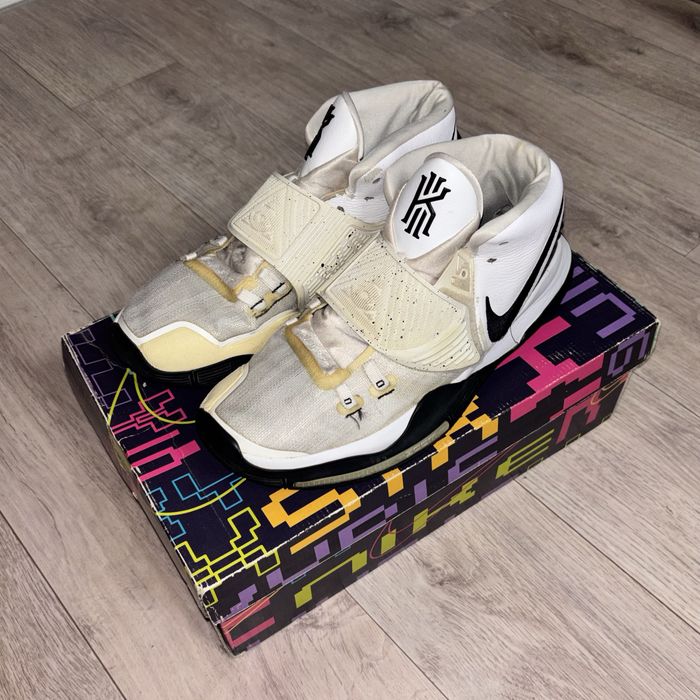 Кроссовки Kyrie 6