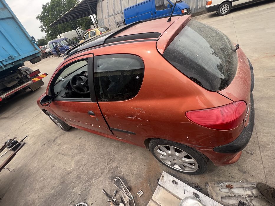 Peugeot 206 / Пежо 206 1.4 НА ЧАСТИ