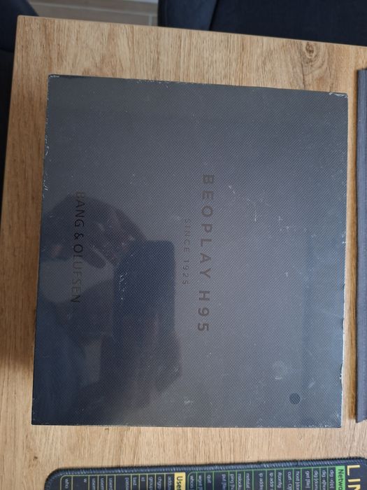 Bang&Olufsen H95 Неразопаковани