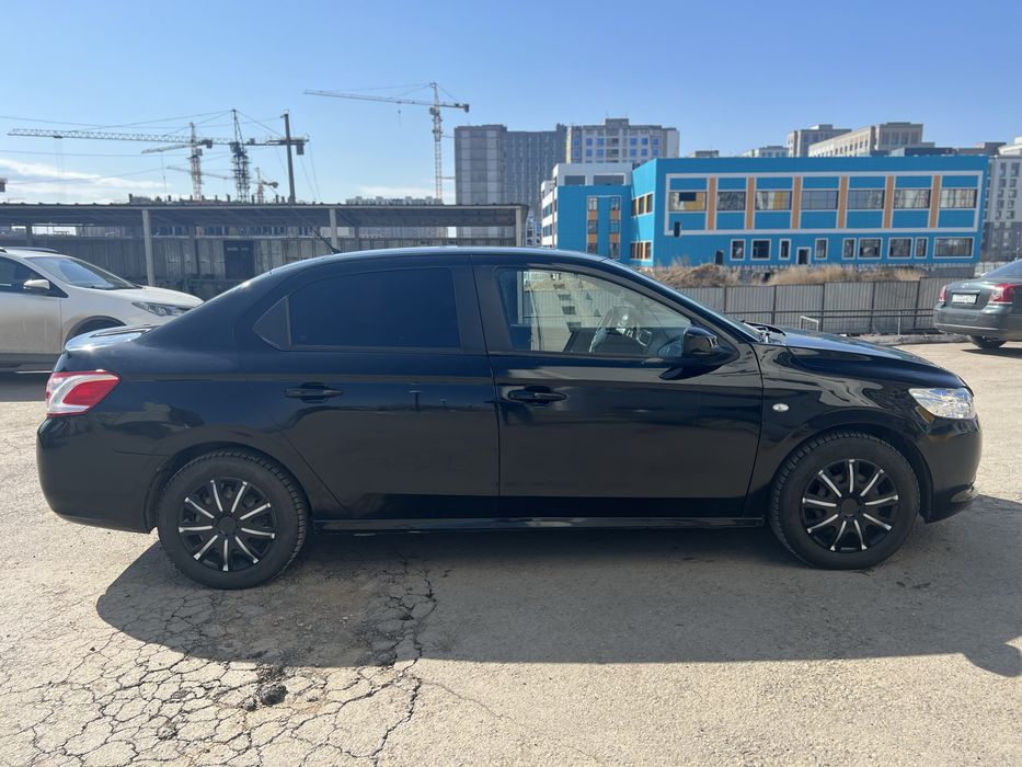 В продаже пежо 301