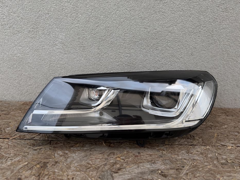 Far stanga VW Touareg 7P Facelift 2016-2017-2018 Xenon + LED Original