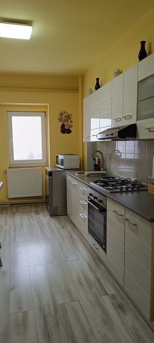 Apartament 4 camere Nicolina-Cug