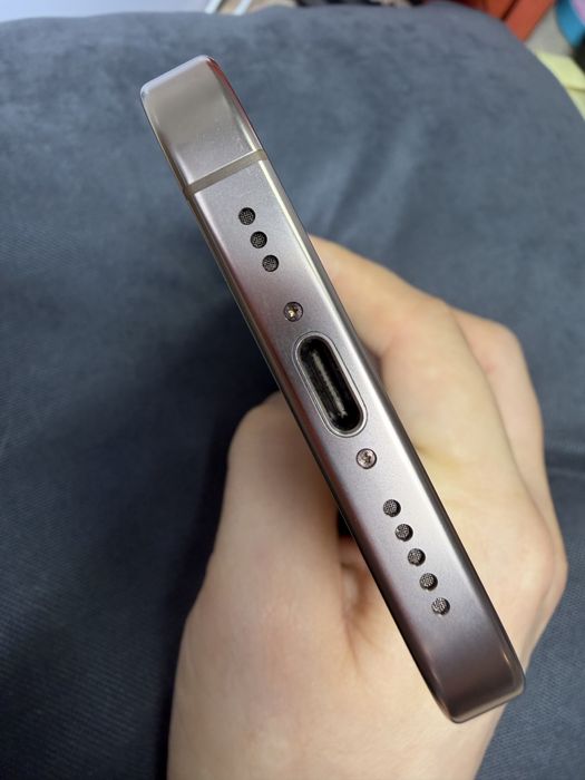 Iphone 16 pro 512gb 99% батарея