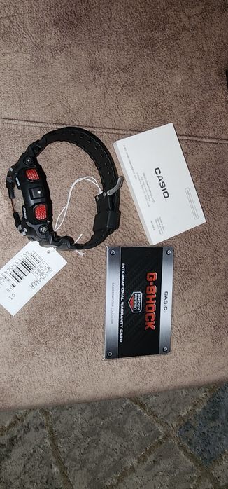 Срочно продаю часы фирмы CASIO