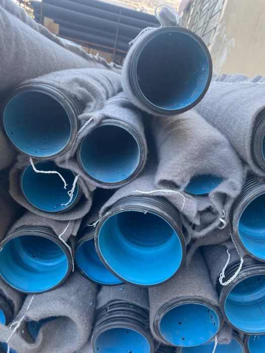 Труба гофра , канализация ,  , труба дренажная с геотекстил