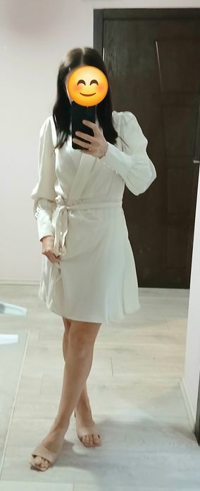 Ефирна маркова рокля!