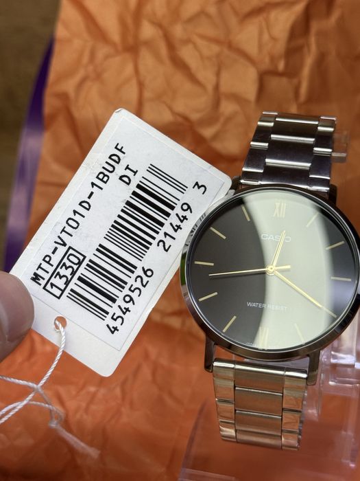 Часы от Casio нержайвейка