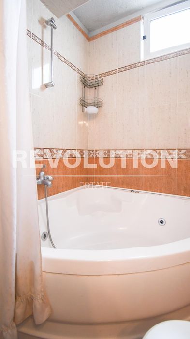 Дава се под наем Тристаен апартамент в София, Иван Вазов - 105 кв.м за 997.05 € - Снимка #11