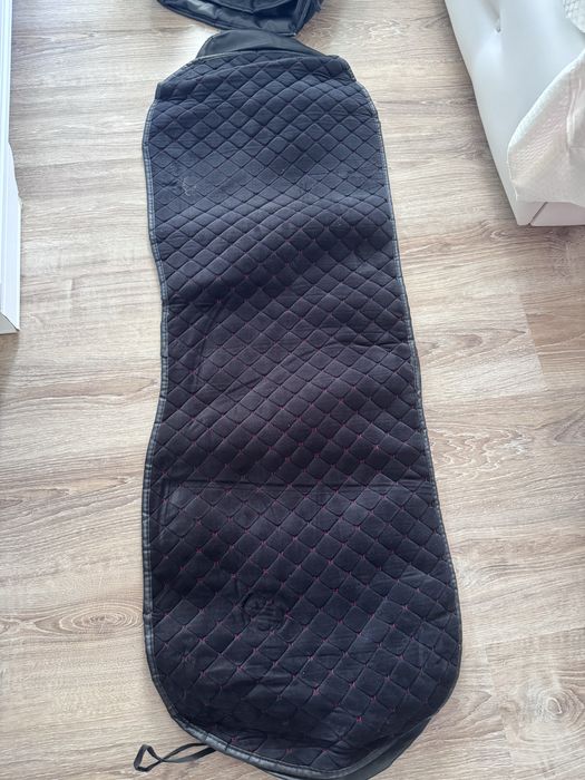 Продам чехлы на машину