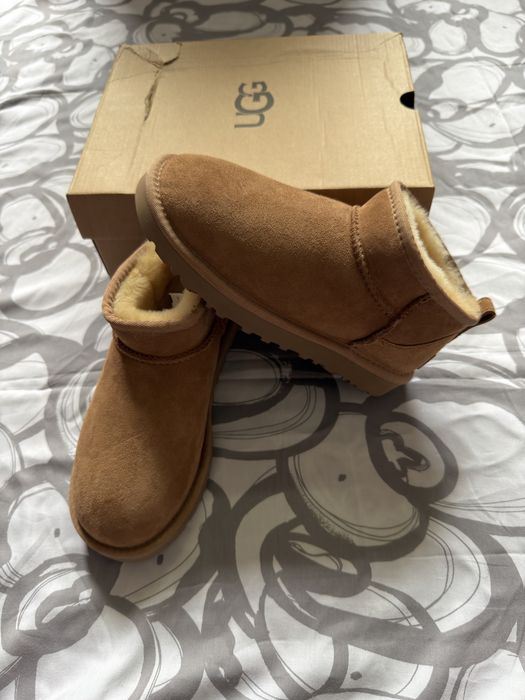 Ghete UGG de femei
