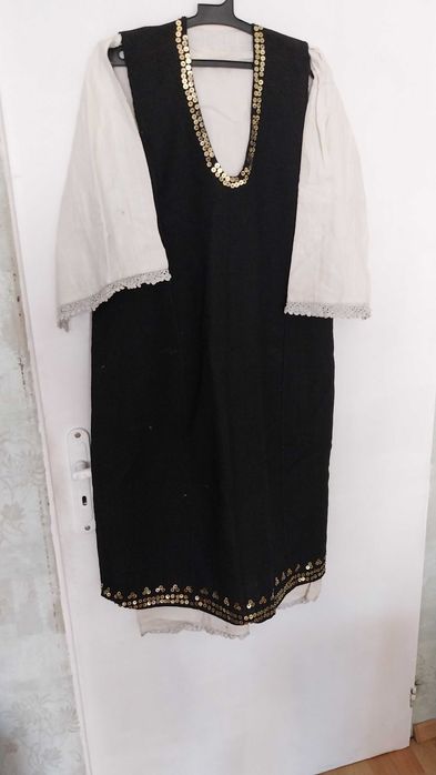 Автентична народна носия