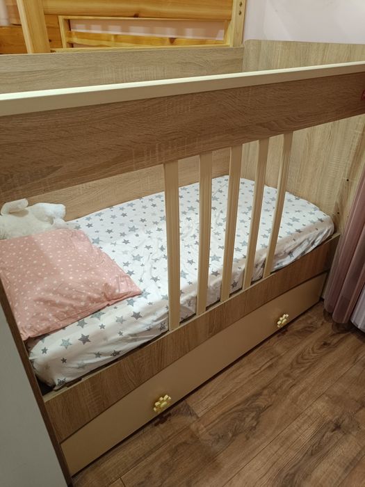 Кошара с люлеещ механизъм Кирев + матрак