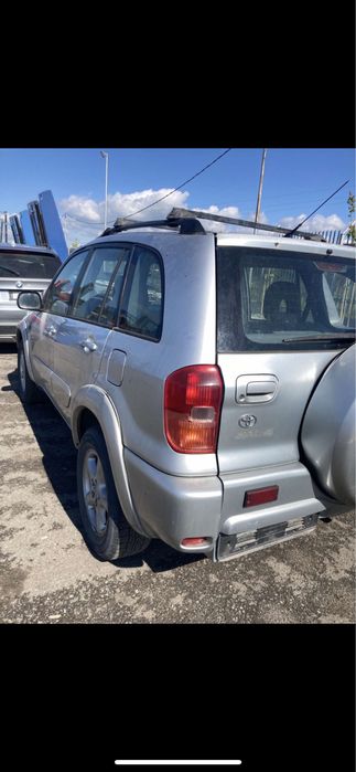 Toyota Rav4 на части