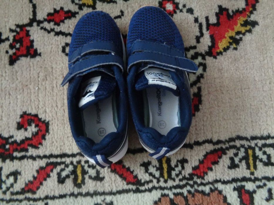 Vand adidasi fetita 6.