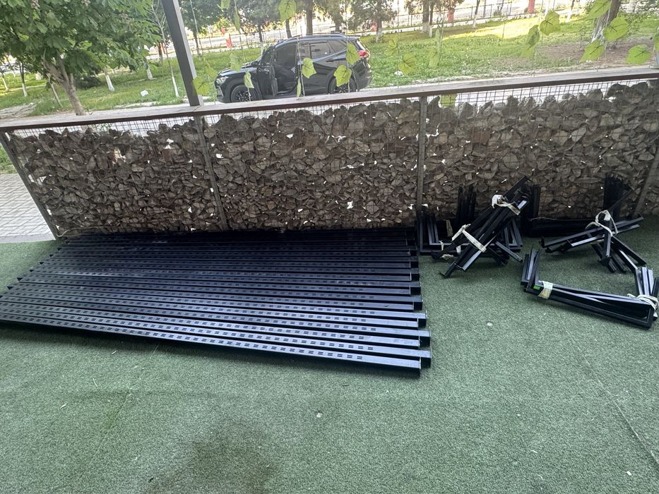 Magazin uchun stellaj va mebel