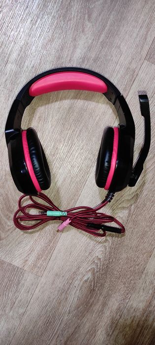 Игровые наушники sven ap g858mv