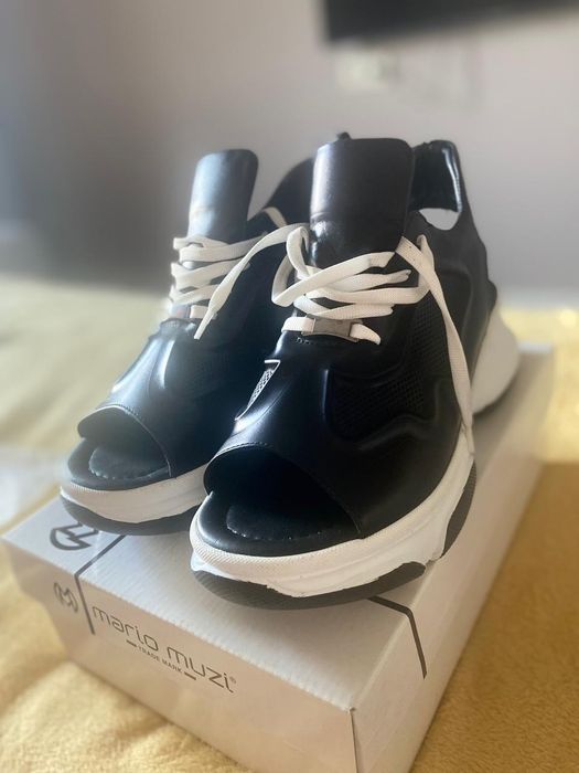 Продам новую летнюю обувь