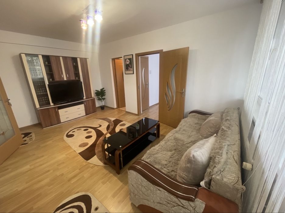 Inchiriez apartament 2 camere Tiglina 1 350€