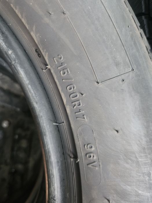 Гуми 215/60/17 2броя