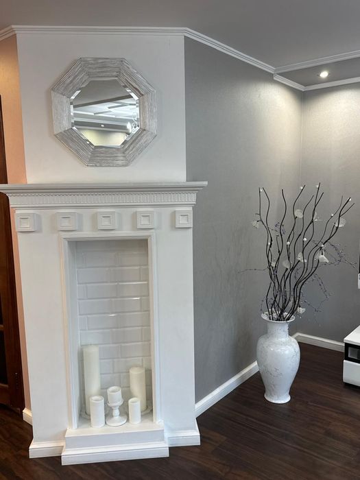 Продам 4х ком квартиру центр 100квм.