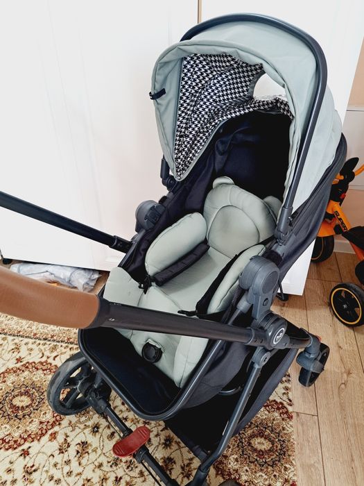 Коляска Happy Baby Lovetta