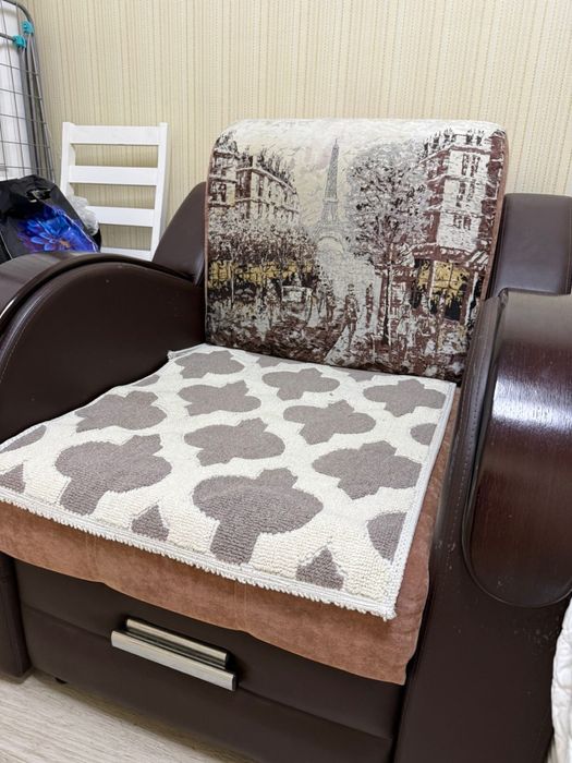 Продается диван с креслом