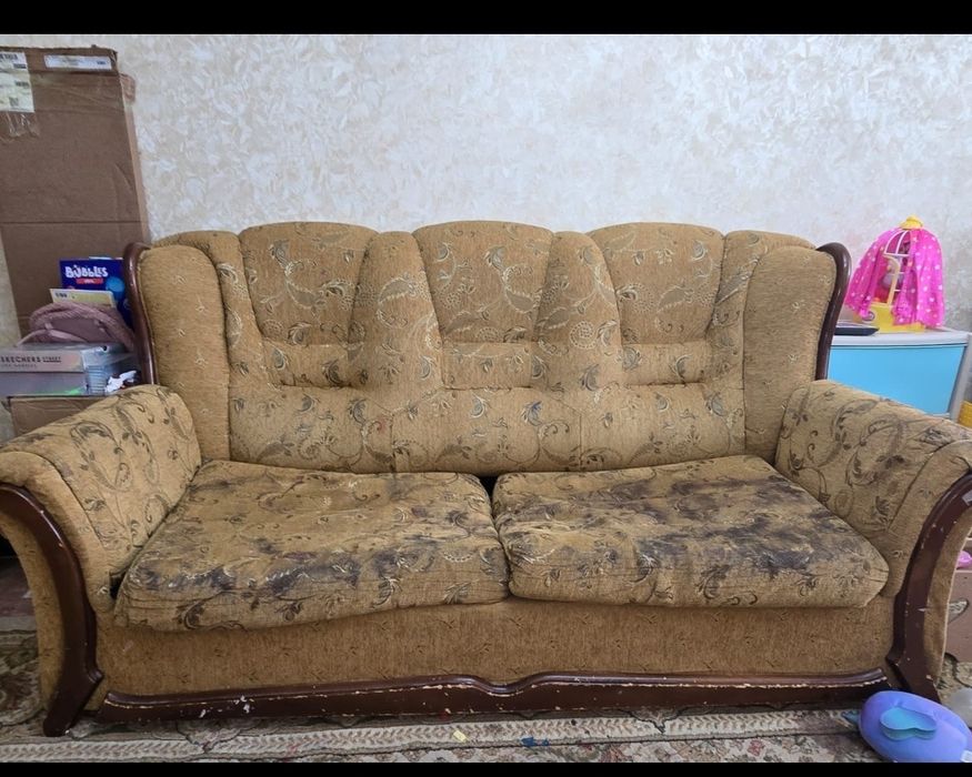 Одам бесплатно Дива , два кресла